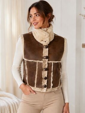 Beautiful VINTAGE Brown Shearling vest❤️M